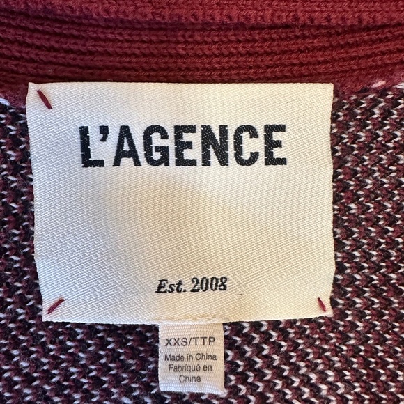 L’Agence Austin Jacquard Cape in Red Aztec | Authentic - Picture 9 of 12